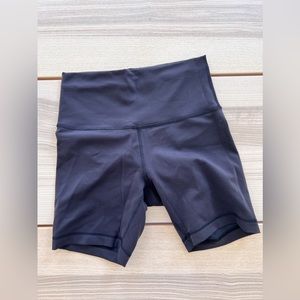 Lululemon wunder train shorts 6”